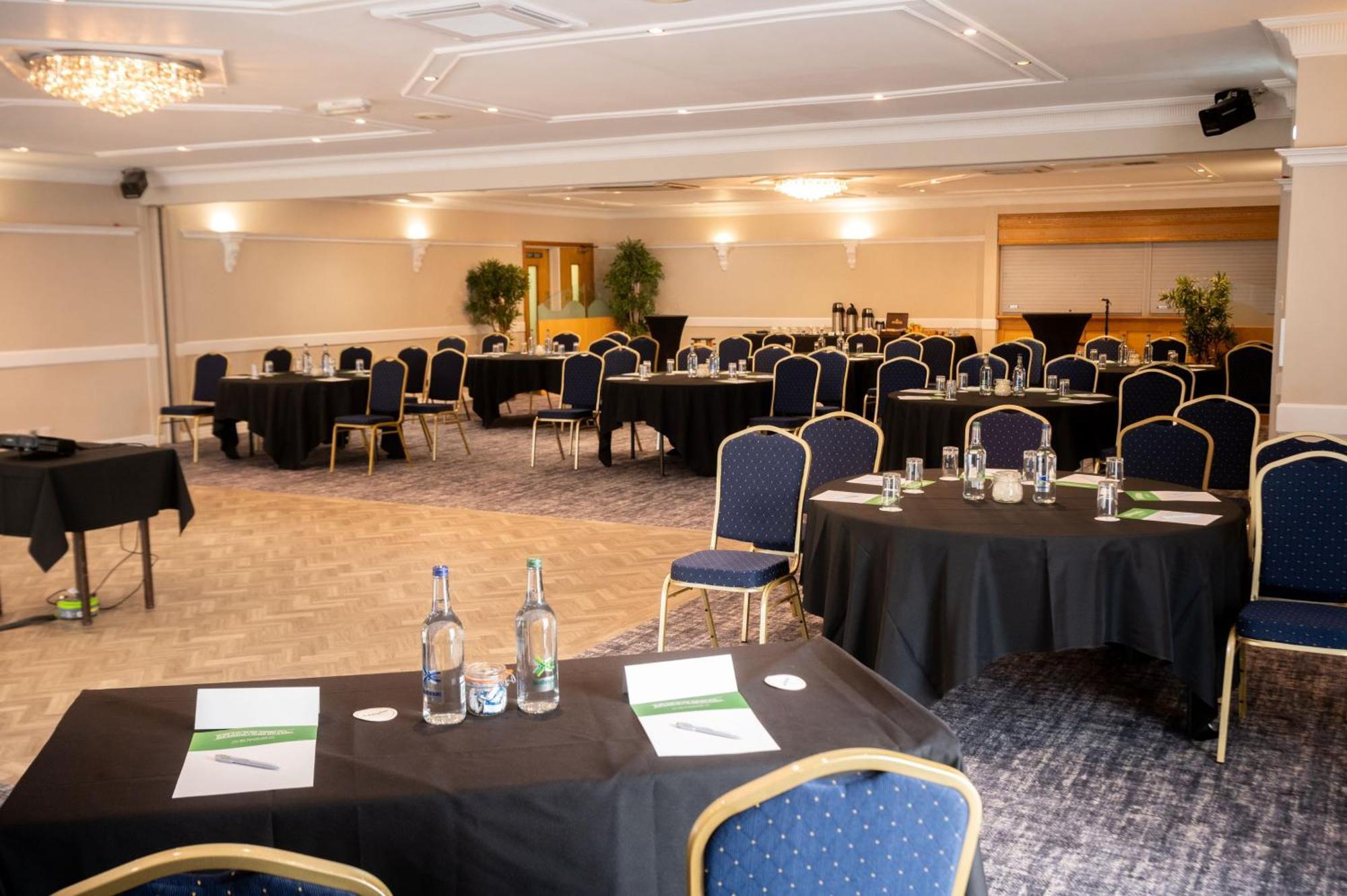 Holiday Inn A55 Chester West By Ihg Northop Exterior photo